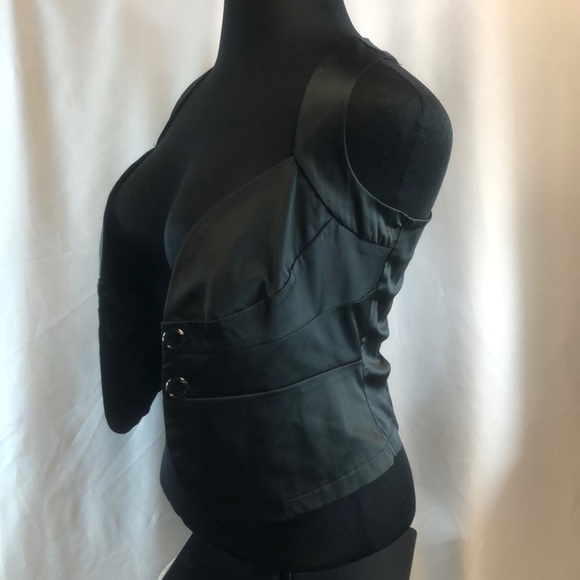 Mandee - Picture 4 of 5